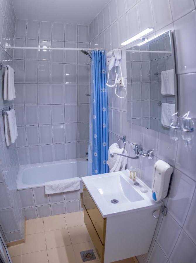 Hotel Integra Doboj Exteriör bild