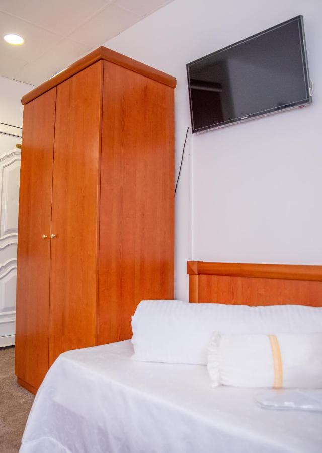 Hotel Integra Doboj Exteriör bild